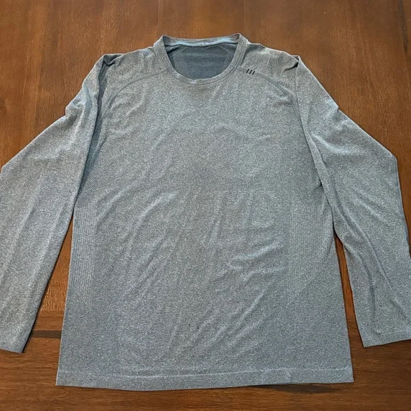 Lululemon Metal Vent Tech Long Sleeve Shirt Large ***3 snags*** - Picture 1 of 10